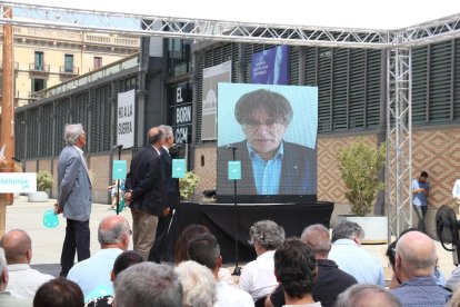 Carles Puigdemont, ahir, durant el seu videomissatge.