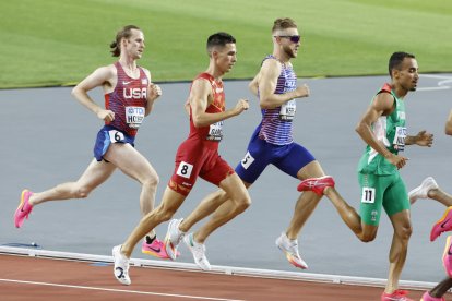 La final de los 1.500 metros con el español García Romo, segundo por la izquierda.