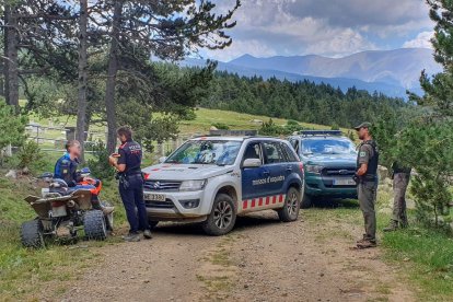 Control de Mossos i Rurals al conductor d’un quad.