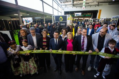 Aragonès va presidir la inauguració del certamen al costat de l’alcaldessa, Núria Palau, i altres autoritats.