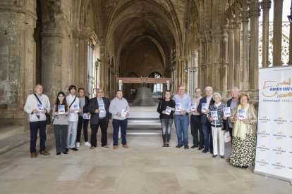 Amics de la Seu Vella y representantes de las entidades colaboradoras del Dia de la Seu Vella.