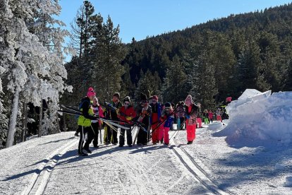 Nens a les pistes d'esquí de fons de Tuixent-la Vansa