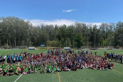 Imagen de grupo de los participantes en el encuentro.