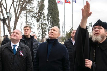 El presidente ruso Vladimir Putin inició ayer una visita a Crimea para conmemorar su anexión.