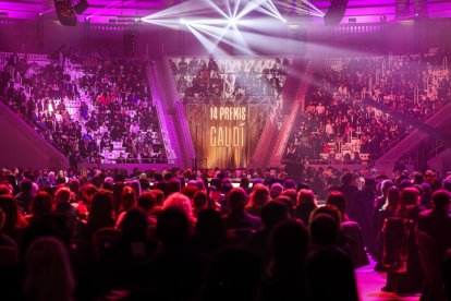 Un moment de la gala dels Premis Gaudí 2022 a la sala Oval del MNAC.