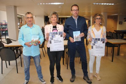 La presentació de la guia al Casal Sènior de Mollerussa.