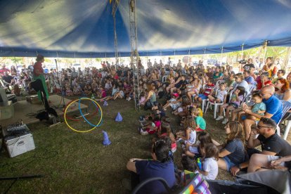 El festival reunirà una quinzena de companyies de circ, acrobàcies i teatre durant quatre dies.