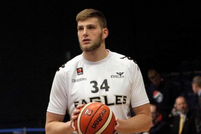 CJ Gettys, durant la seua etapa al Newcastle Eagles.