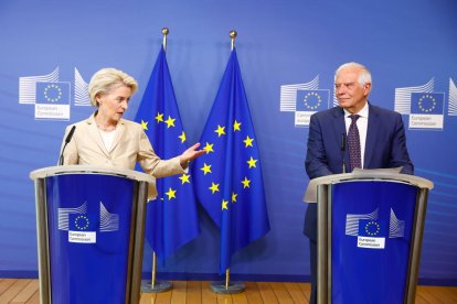 Ursula von der Leyen va anunciar ahir el nou paquet de sancions a Rússia al costat de Josep Borrell.