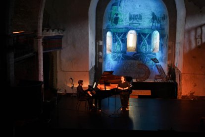 L’actuació inaugural del Dansàneu, amb la soprano Elena Copons.