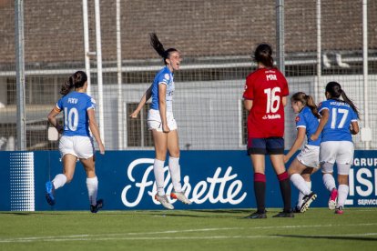 Iris Aixalà celebrando uno de sus seis goles en esta temporada.