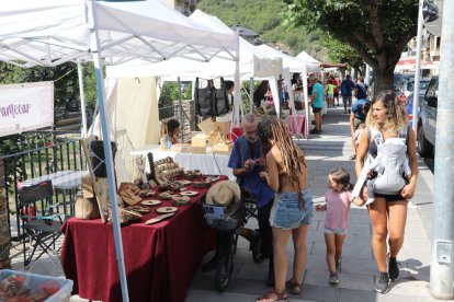 La Fira d’Estiu de Sort es va ubicar en un carrer pròxim a la zona del Parc del Riuet.