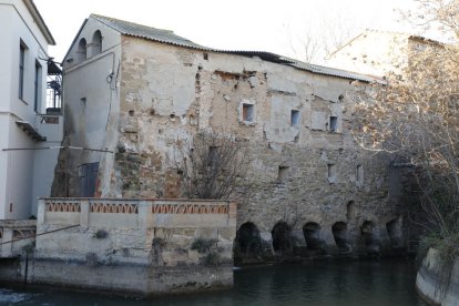 Estat actual del molí fariner d’Alfarràs, que es convertirà en alberg del Cami de Sant Jaume.