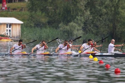 Craviotto lidera el equipo español de K4 500, ayer durante las series en Cracovia.