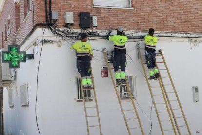 Los operarios están llevando a cabo la primera de las fases que se llevarán a cabo.