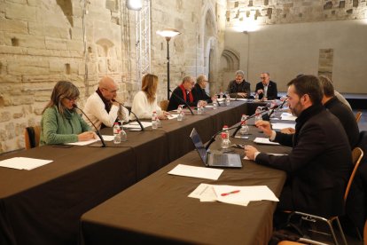 Reunió ahir a la sala de la Canonja de la Seu Vella per donar llum verda a aquest centre d’estudis.