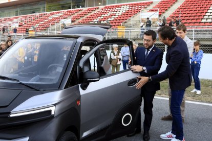 Aragonès, ahir a Montmeló, a la fira e-Mobility.