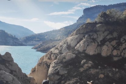 Recerca dels Bombers al pantà de la Llosa del Cavall.