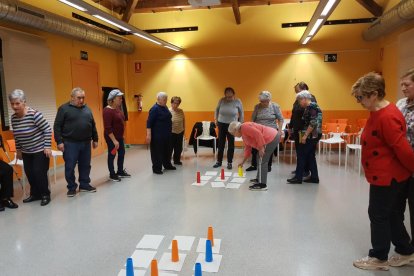 Participantes en los talleres que se llevan a cabo en Alpicat, del programa Neuroactiva’t de Aspid. 