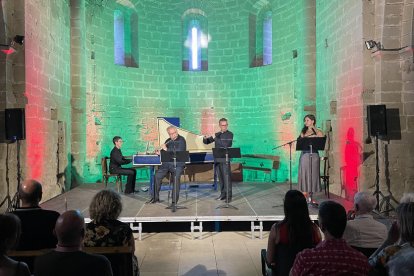 El monasterio de Santa Maria de Les Franqueses acogió el domingo el último concierto del ciclo. 