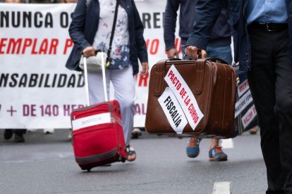 Imagen de la protesta de las víctimas del accidente de tren.