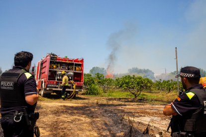 Al lugar acudieron los Bomberos de la Generalitat y la Guardia Urbana. 