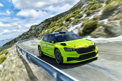 El Fabia RS Rally2 munta un motor turbo de 289 CV.