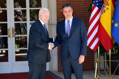 El president dels EUA, Joe Biden, amb el president del govern espanyol, Pedro Sánchez, a la Moncloa.