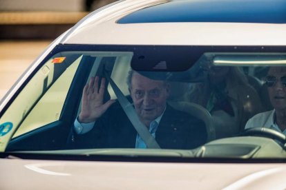 L'emèrit va aterrar a l'aeroport de Vigo per assistir a les regates de Sanxenxo, aquest dimecres.