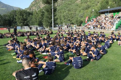 Un aspecte de la primera jornada del Pep Summer Camp, que es va iniciar ahir a Rialp i que durarà fins al 15 de juliol.