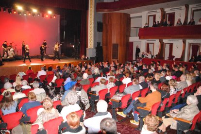 Un dels populars concursants del programa ‘Eufòria’ de TV3, Pedro, va posar la nota musical a l’acte.