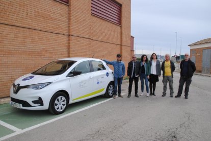 La presentación reunió ayer a representantes del consistorio, Leader Ponent y Som Mobilitat.