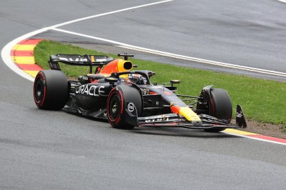 Max Verstappen volvió a mostrar su dominio en el Mundial y ganó la prueba esprint de Bélgica.