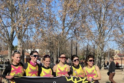 L'equip femení del tri-440, tercer al Català de duatló