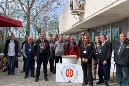 Foto de familia de los tiradores que ocuparon las primeras plazas.