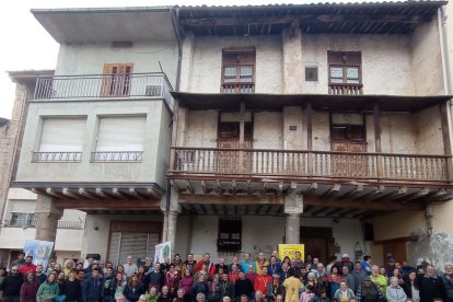 Foto de familia de la Trobada de escalada de Cavall Bernat.