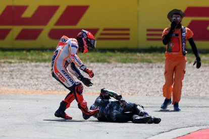 Marc Márquez podria tenir una fractura del primer metacarpià a la mà dreta