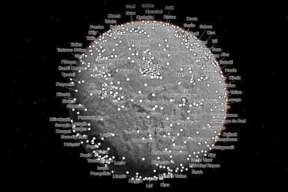 El Mosaico Global CTX de Marte permite a los científicos y al público explorar el planeta encarnado. Incluye diferentes capas de datos que se pueden activar o desactivar, como estas etiquetas para características geográficas.