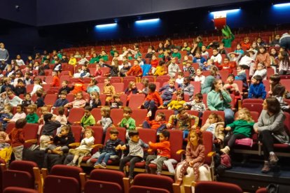 Alumnos de Lleida y de Tremp disfrutaron de la sesión escolar organizada por Animac.