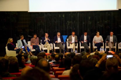 Primer debate electoral de los alcaldables a la Paeria, sobre educación