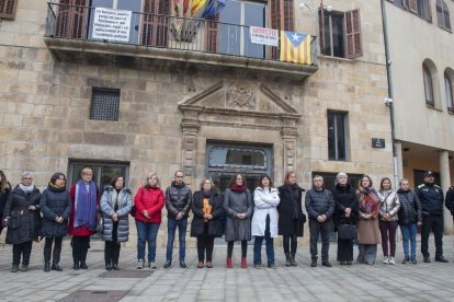 Tàrrega. La consellera d’Igualtat, Tània Verge, va participar en la concentració a Tàrrega per l’aniversari de la invasió d’Ucraïna per part de Rússia i la va qualificar d’“atac frontal als drets humans”.