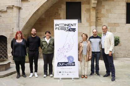 El pati de l’IEI va acollir la presentació de la fira Ponent FEST.