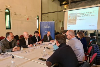 La Comissió de seguiment de la línia de tren Lleida-La Pobla de Segur s'ha reunit a la Pobla de Segur.