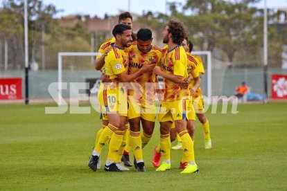 La celebració dels jugadors del Lleida Esportiu