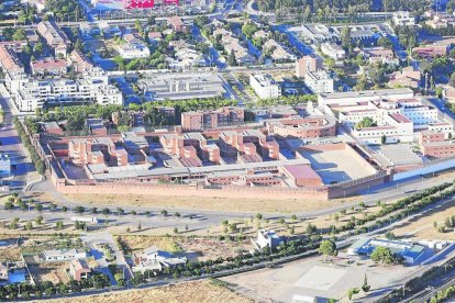 Vista aèria de les instal·lacions del Centre Penitenciari de Ponent, a Lleida.