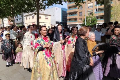 Un moment de la celebració ahir del Dia de la Faldeta a Fraga.