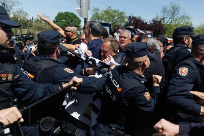 Enfrentamientos en la exhumación el lunes de Primo de Rivera.