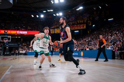 Mirotic, en una acció del partit d’ahir.