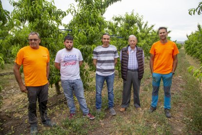 J. Mateu, Eduard Oronich, Miquel Ribelles, Eduardo Pons i E. Valls, tots afectats per la mesura.