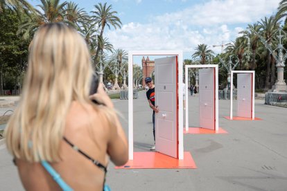 Acción promocional del nuevo abono museístico, ayer en Barcelona, que el día 22 podrá verse en Lleida.